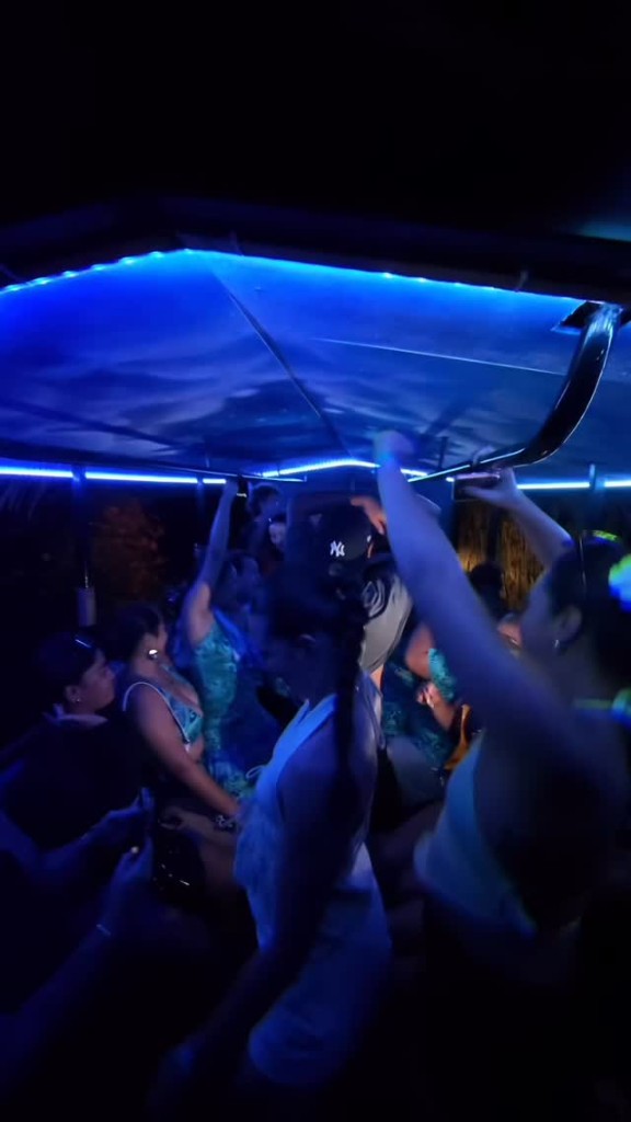 Te Matangi Tours Bus nightlife experience on Rarotonga